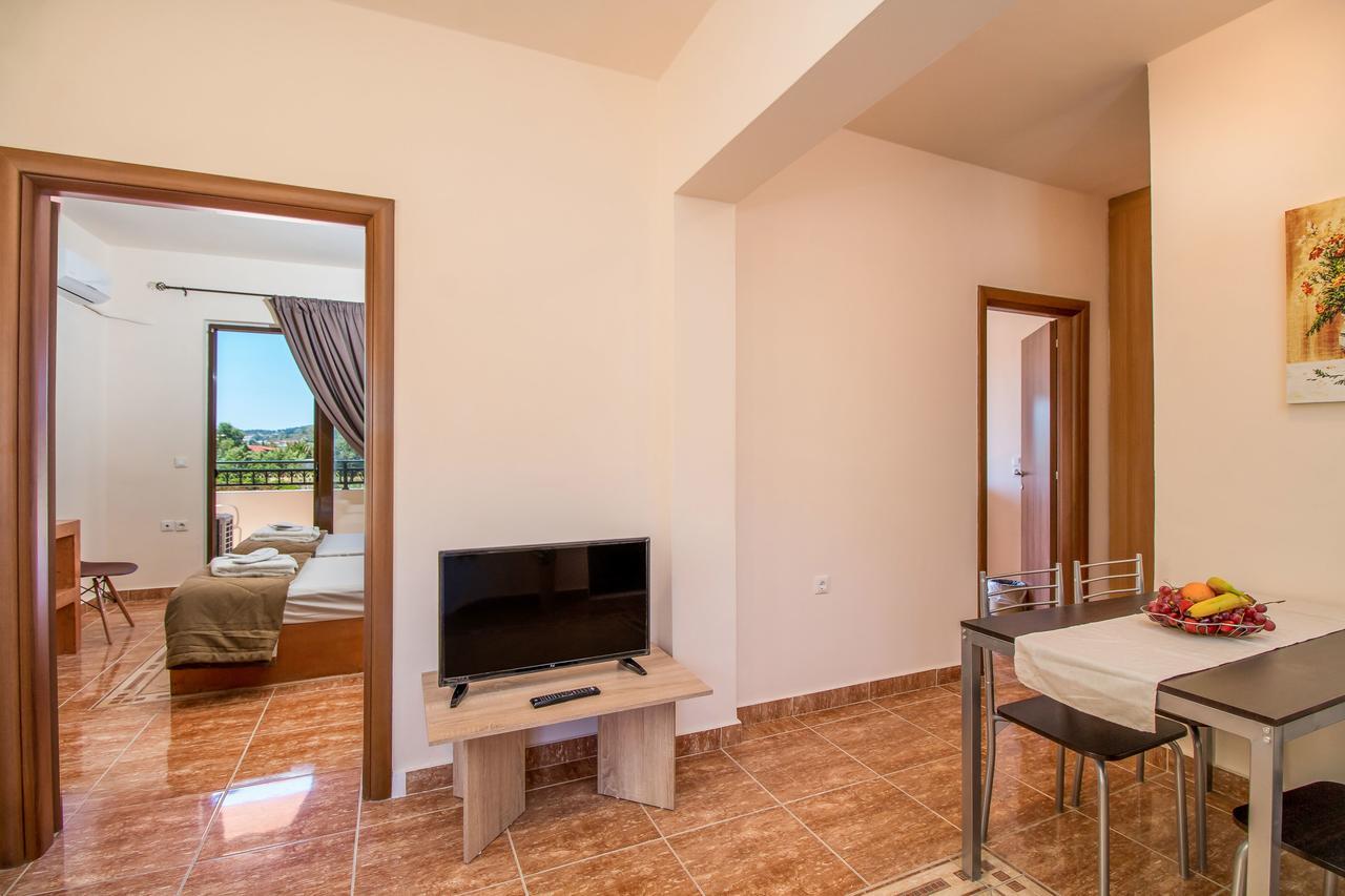 Casa Artemida Boutique Hotel 法里拉基 外观 照片